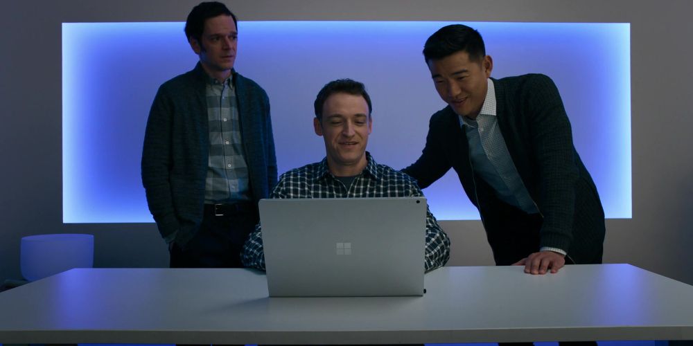 Dan Soder as Dudley Mafee Using Microsoft Surface Laptop in Billions S05E06 TV Show