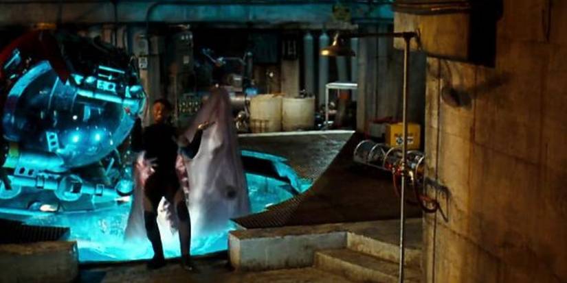 O tubarão come Russell (Samuel L. Jackson) em Deep Blue Sea.