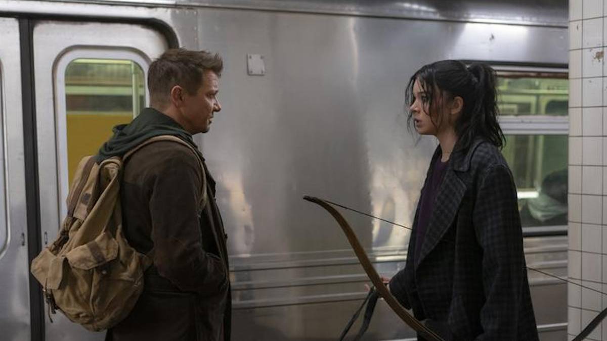 Clint Barton and Kate Bishop with Lucky the Pizza Dog in Hawkeye