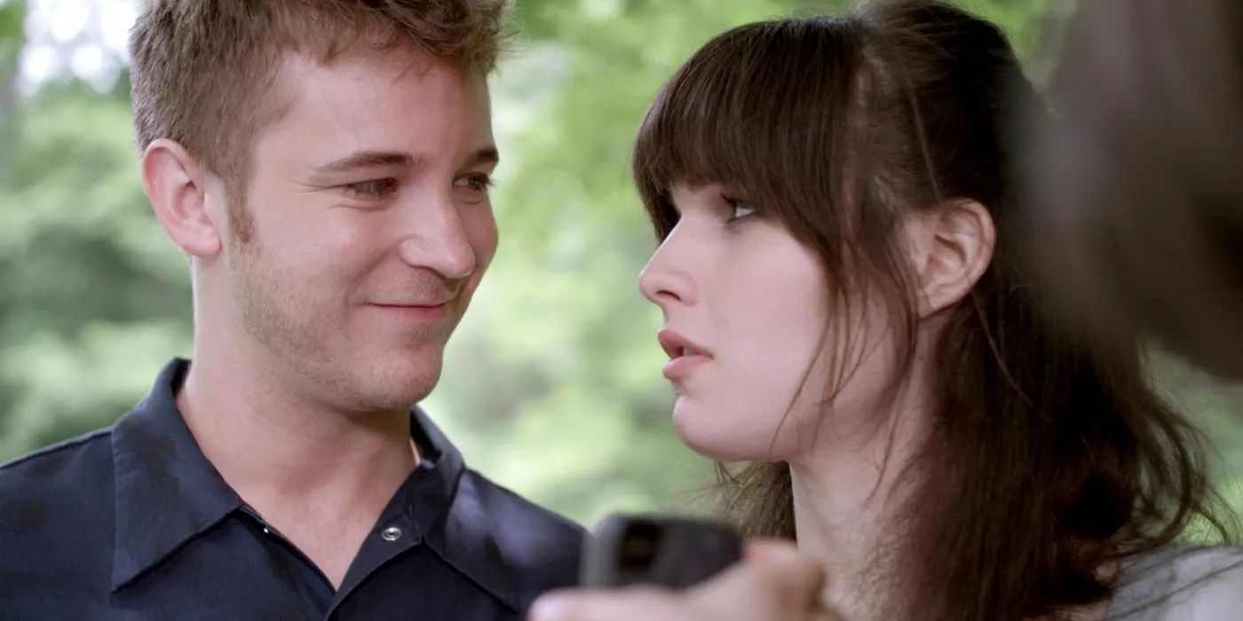 Michael Welch as Robby and Michelle Hendley as Ricky in Boy Meets Girl