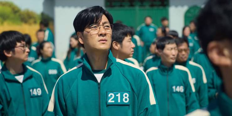 Squid Game: Selfless Things Characters Did, Ranked 14 Sang-Woo Gave Ali Bus Fare