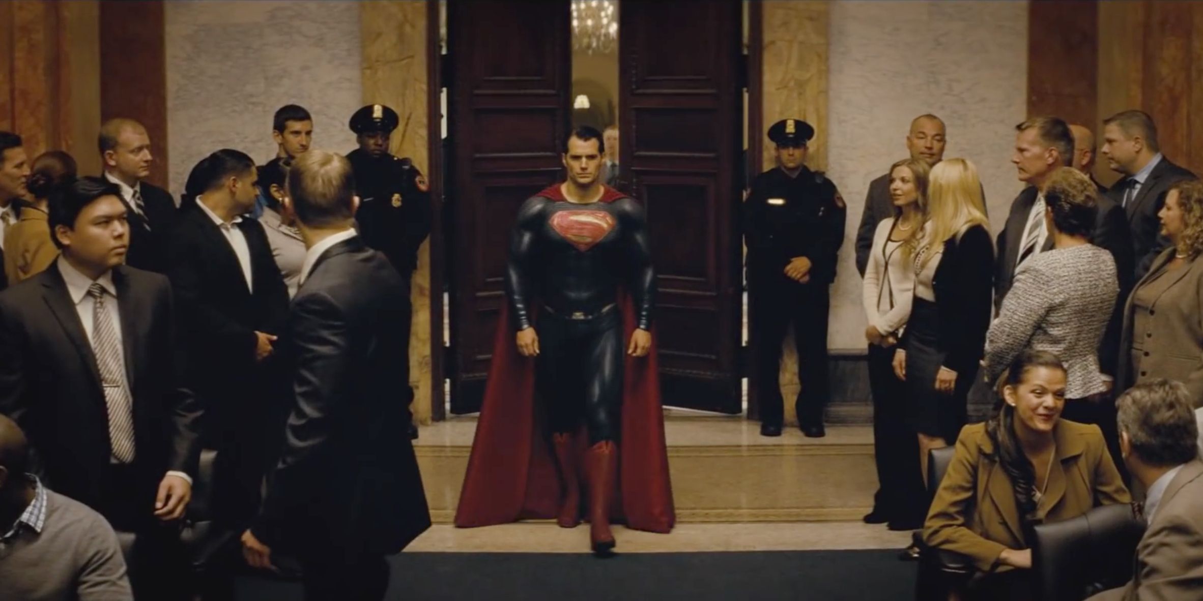 10 Ways Henry Cavill Is The Most ComicsAccurate Superman