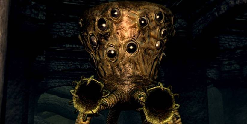 Dark Souls: The 10 Scariest Enemies In The Franchise