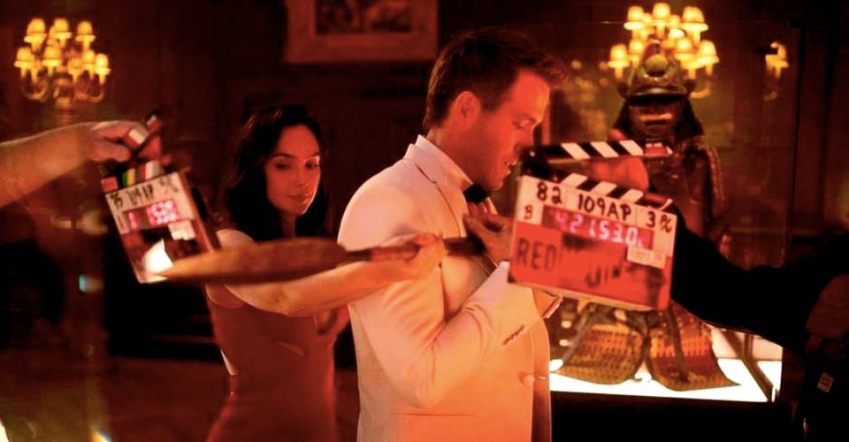 Gal Gadot wishes Ryan Reynolds with a BTS from Red Notice