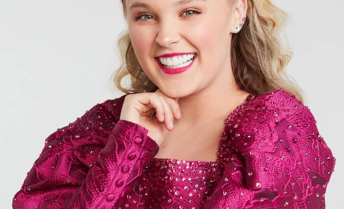 jojo siwa pink sequin dress Jo Jo Jojo Siwa Party Outfit An Inside Look At The Making Of A JoJo Siwa Costume Paramount
