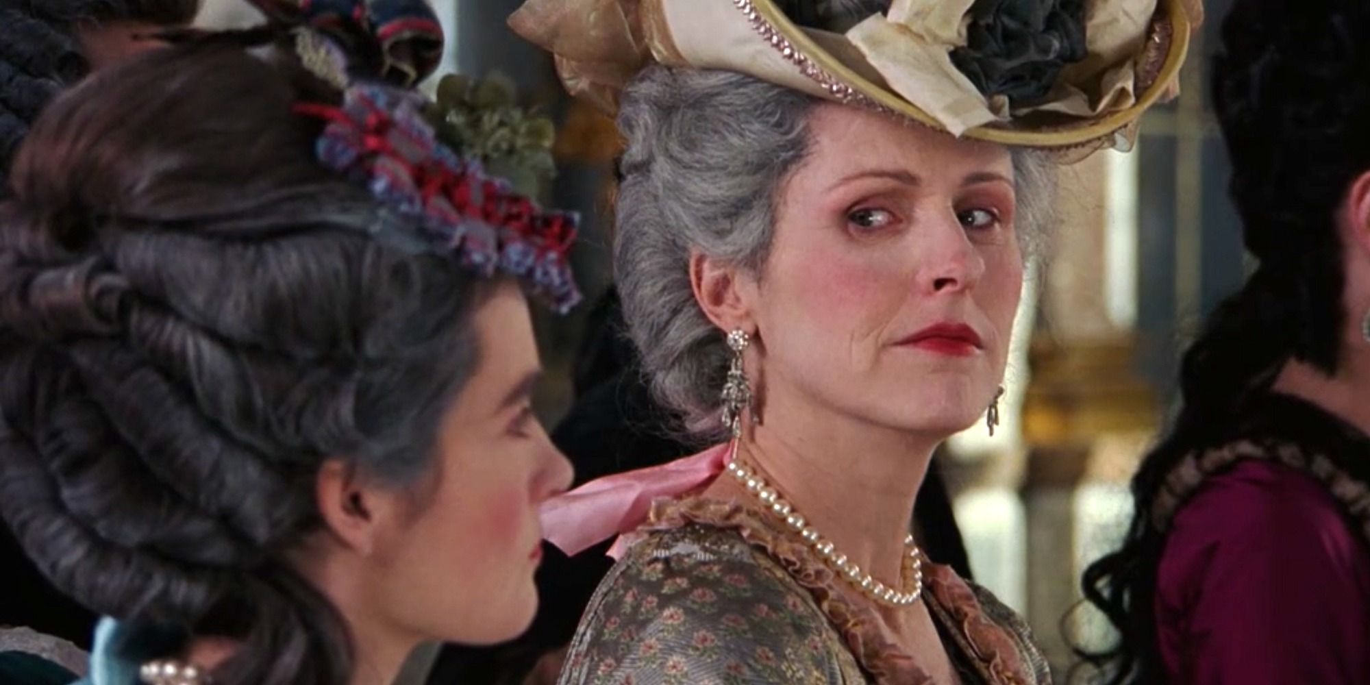 Molly Shannon Induced Labor To Star In Sofia Coppola's Marie Antoinette, image size:2000x1000