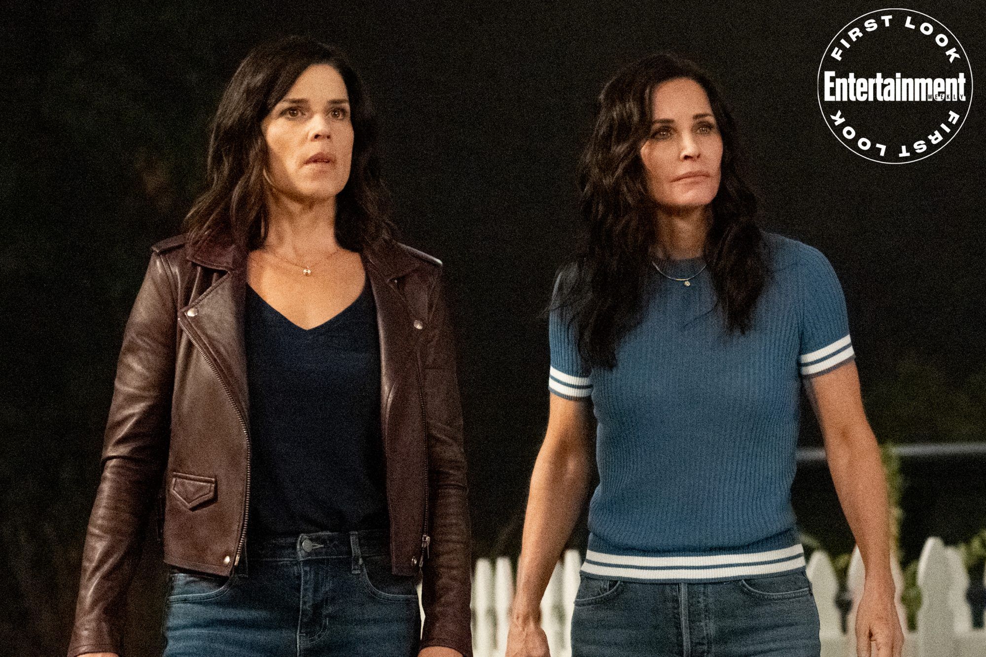 Neve-Campbell-and-Courteney-Cox-in-Scream.jpeg