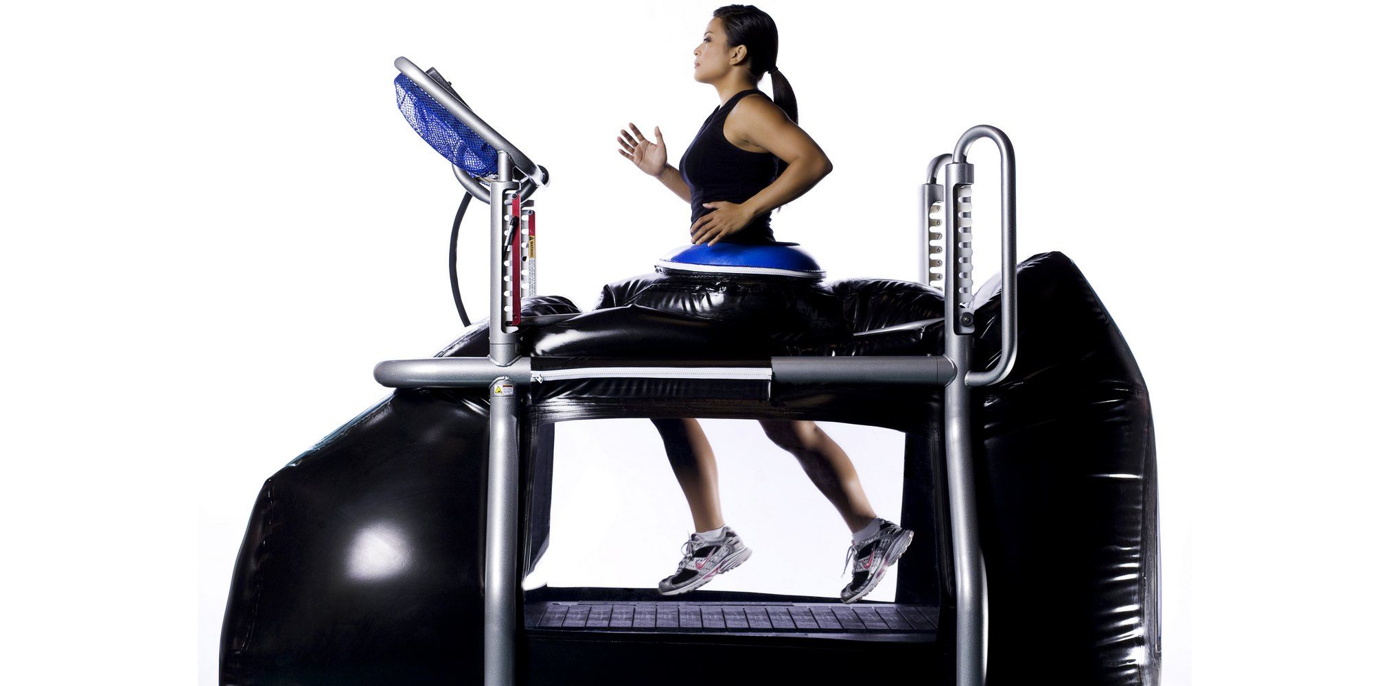 NASA SPACE TRAINER トレーニング器具 Watch An Astronaut Use Bungee Cords & Harness On A Treadmill In Space