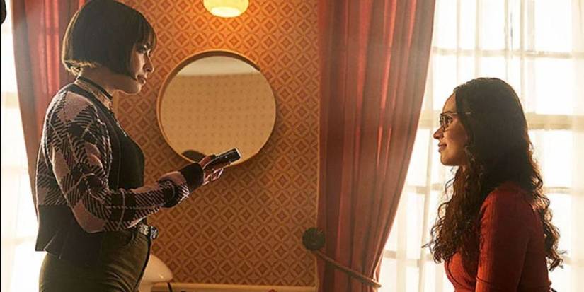 Bronwyn Rojas One Of Us Is Lying: 9 Things From The Books The Show Changed