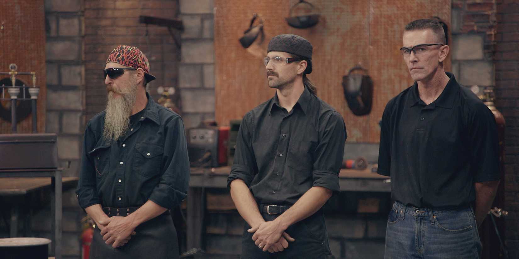 Contestants from Forged in Fire Season 2 prepare to compete