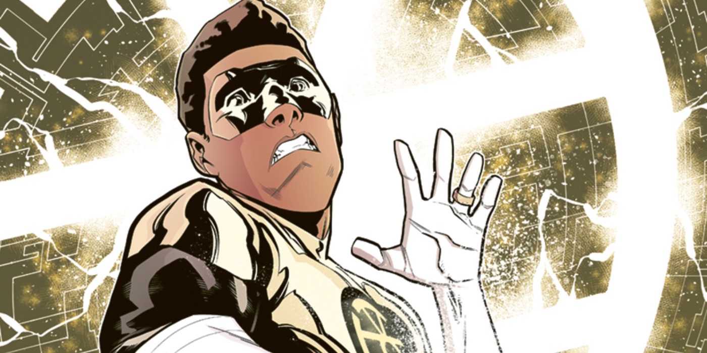 Gold-Lantern-Legion-of-Super-Heroes DC's Strongest Lantern Color Makes Green Look Positively Pathetic