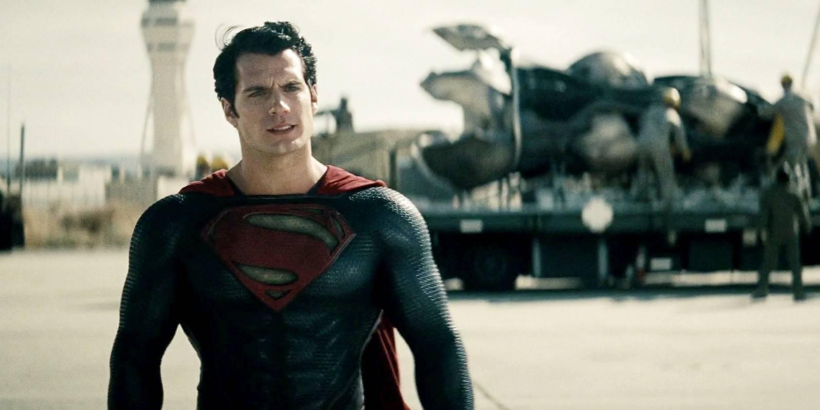 Zack Snyder Recalls Henry Cavill's First Time Wearing Superman Suit