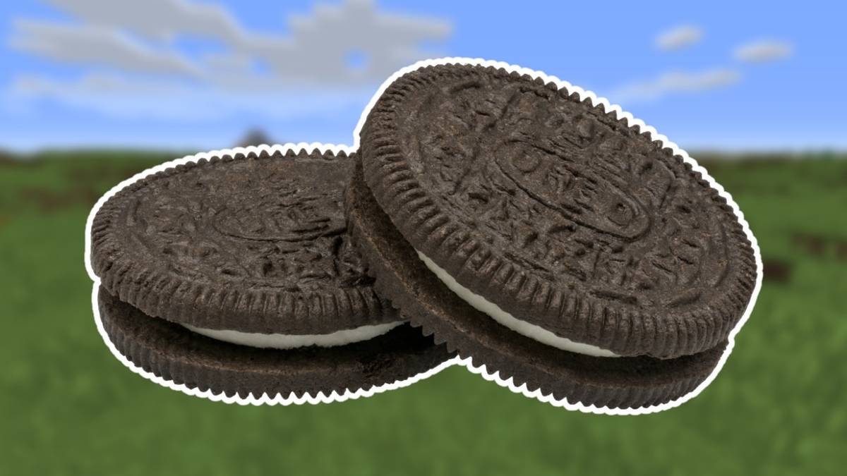 Minecraft Player's Giant Oreo Build Needs a Huge Glass of Milk