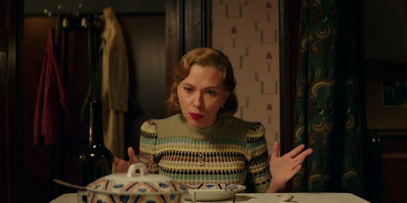 How Jojo Rabbit's Mother Dies (& Why She Was Killed Off)