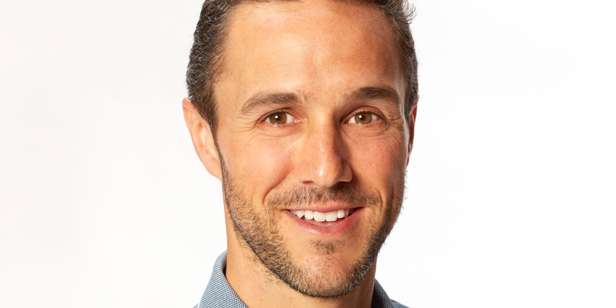 Bachelorette Zac Seen In Public For First Time Since Split From Tayshia(02)