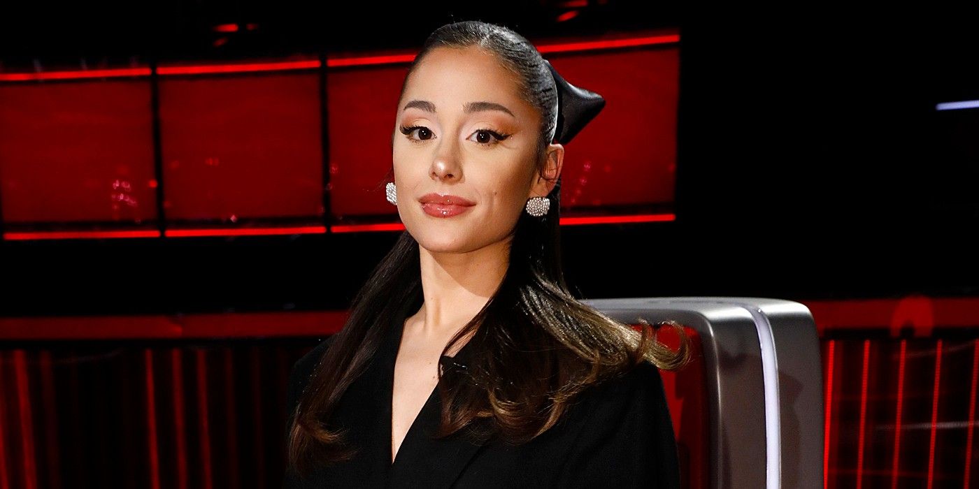 The Voice Ariana Grande Invites Team Over For Thanksgiving