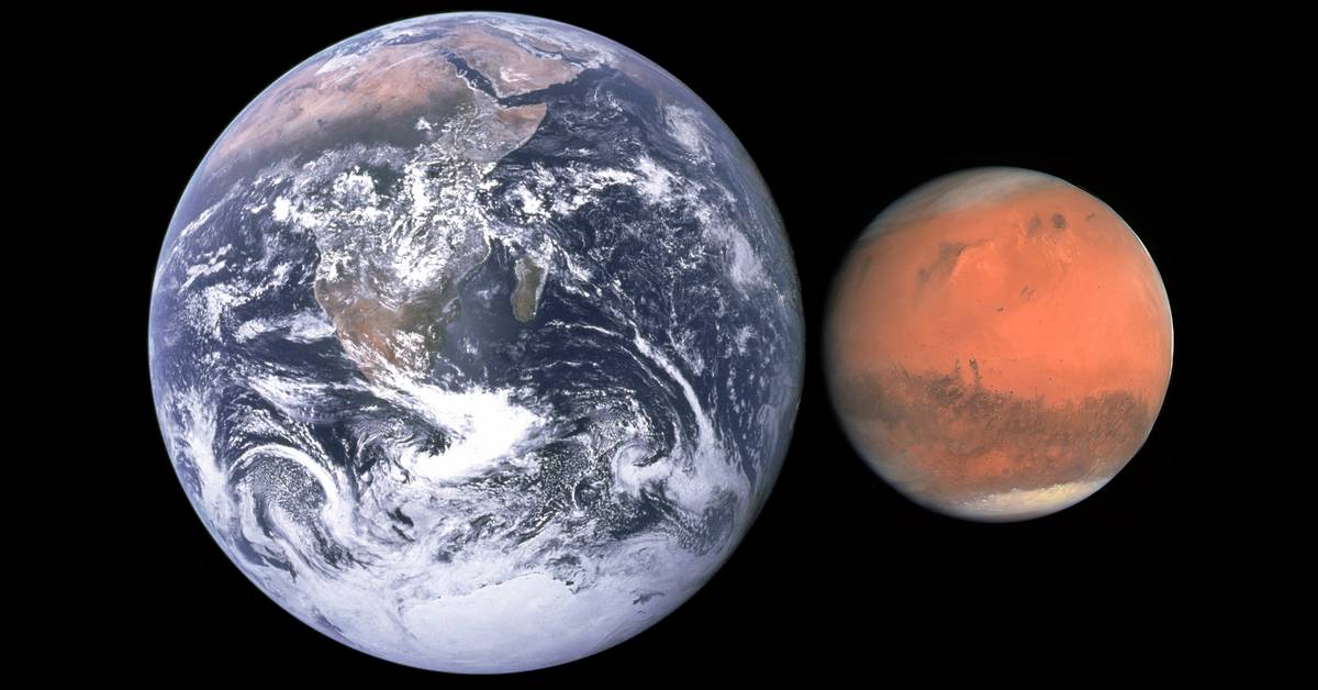 The Mars And Earth Scale Model V Ling: 01.13