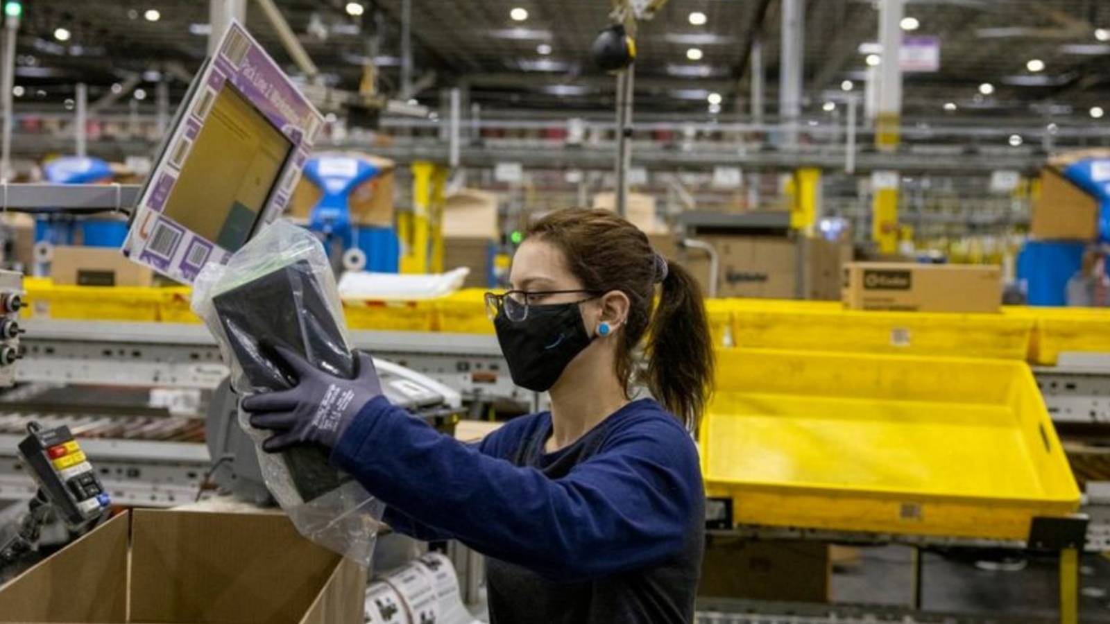 23.5 Million Pounds Of Amazon Plastic End Up In Ocean, Oceana Says