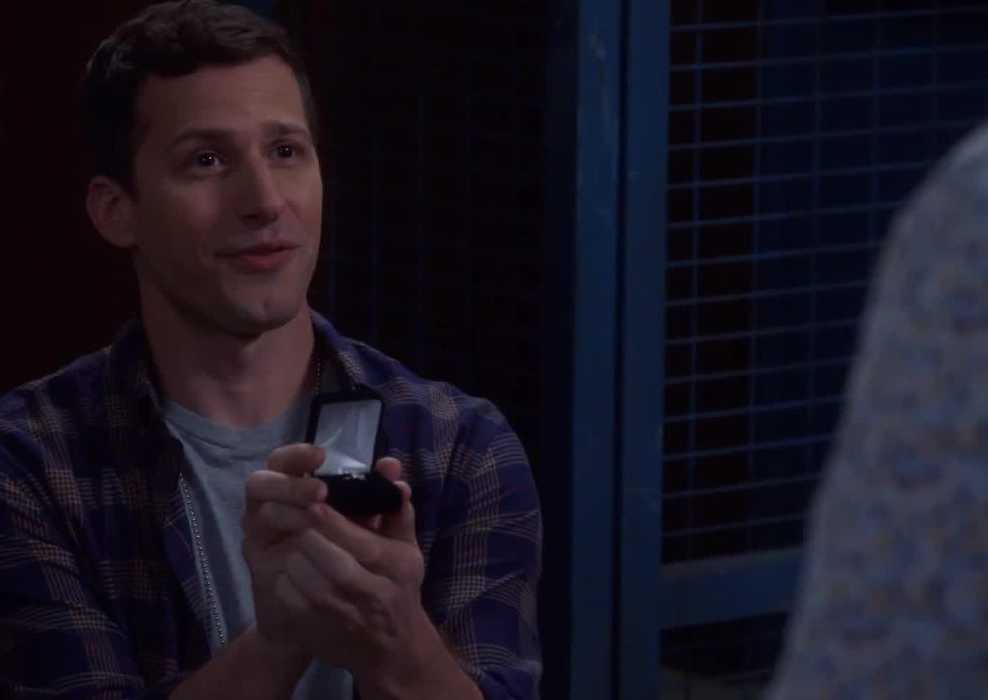 Jake proposes to Amy in Brooklyn Nine Nine's HalloVeen