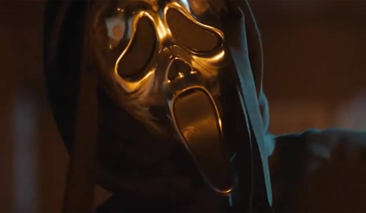 Scream 5 Production Mask