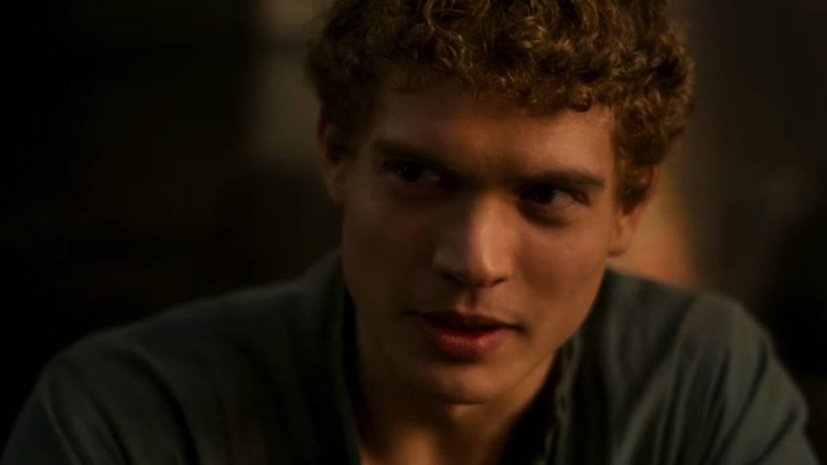 Wheel Of Time Season 3 Theory Changes How Rand Gets His Iconic Weapon