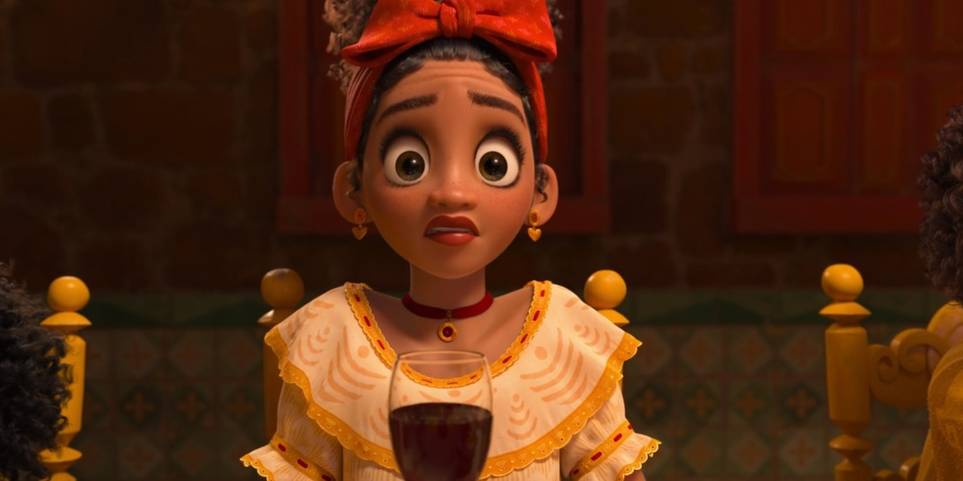 Encanto: Every Character's Gift Explained (& Why They Have Them)