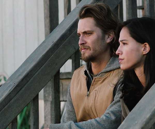 Kayce Power Yellowstone Franchise: All 10 Dutton Power Couples In Taylor Sheridan's ...