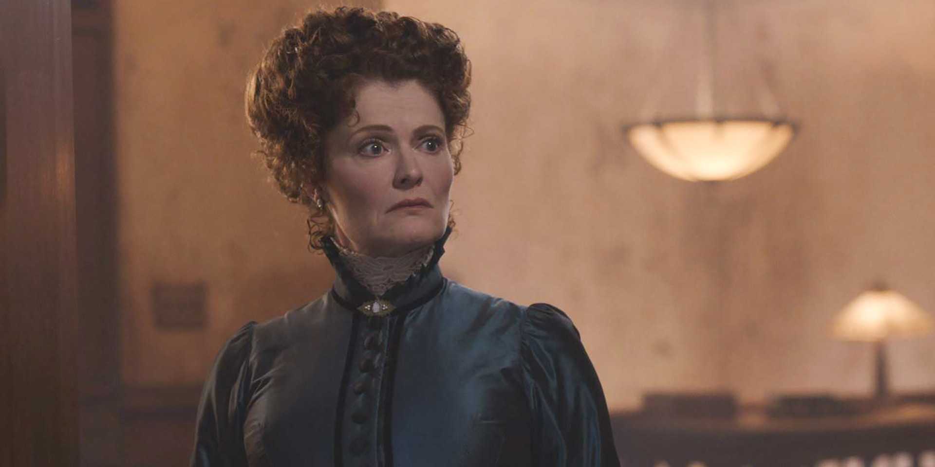 CBS-Ghosts-Hetty CBS' Ghosts: Every Ghost Time Period & Backstory Explained