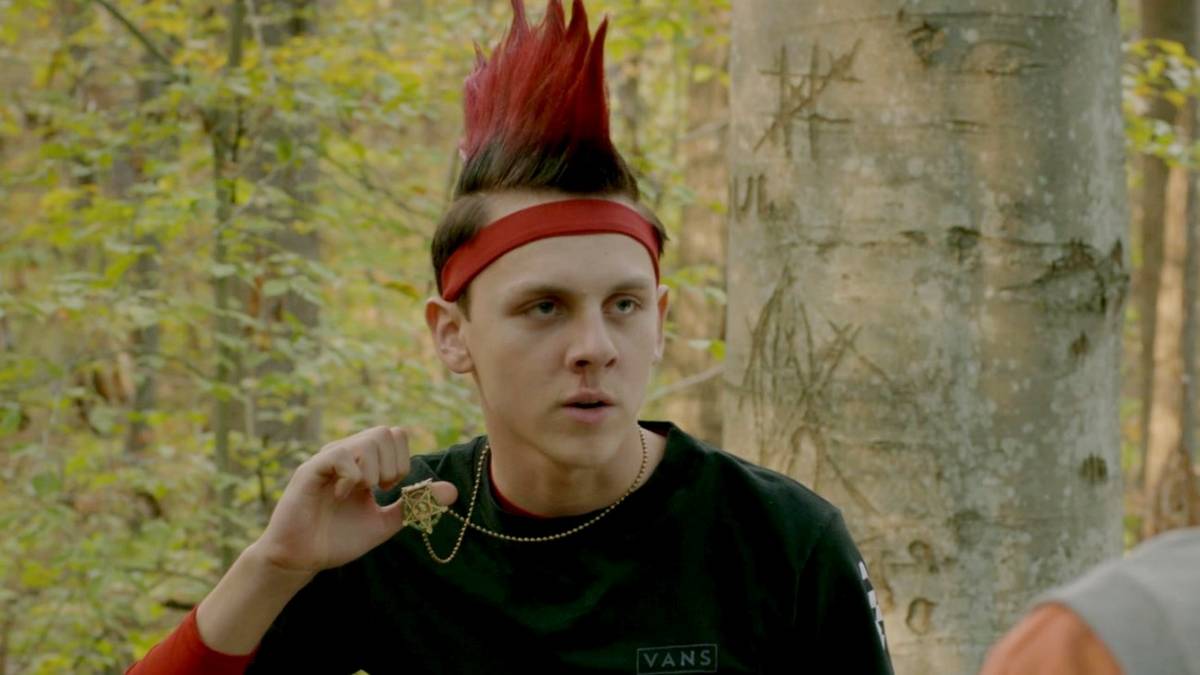 Cobra Kai Star Explains Hawk's Season 3 Turn To The Dark Side