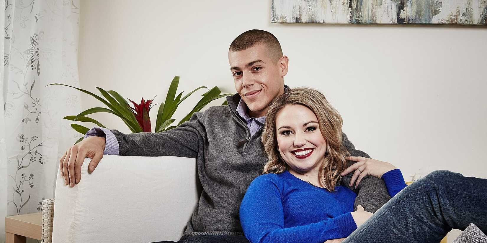Jason and Courtney from Married at First Sight sit together