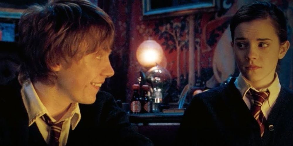 Ron laughs at Hermione in Harry Potter and the Order of the Phoenix Cropped 1