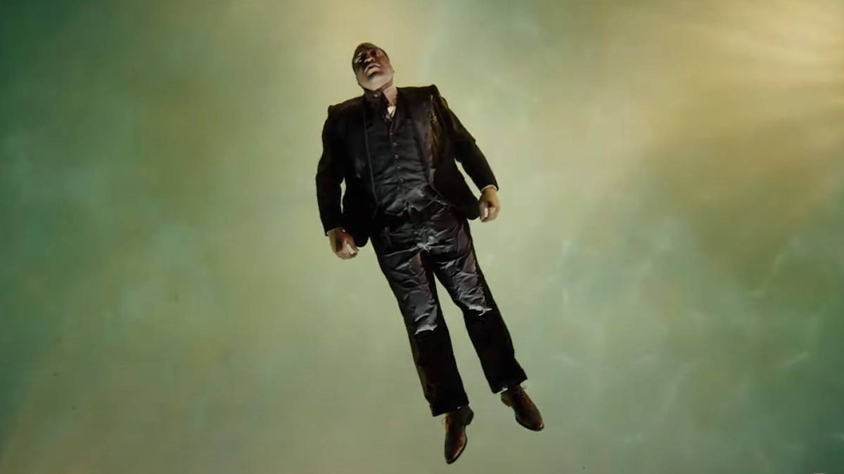 The Man Who Fell to Earth Trailer: Chiwetel Ejiofor's Alien Has Landed