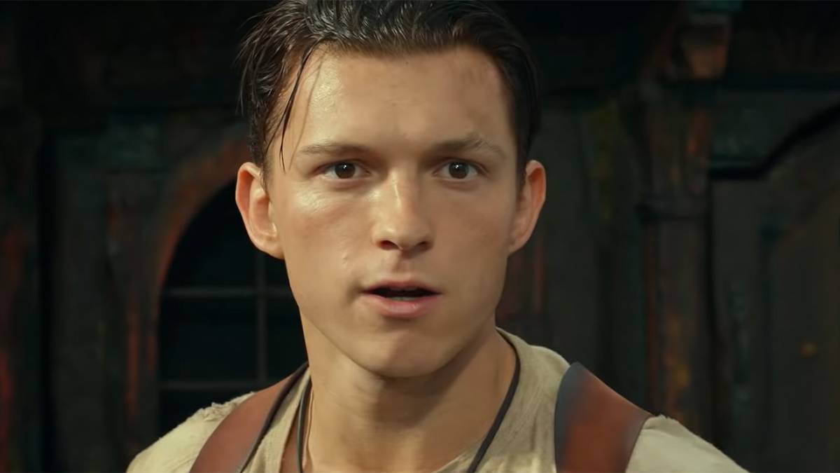 Uncharted Trailer Shows Tom Holland Hanging From Flying Pirate Ship