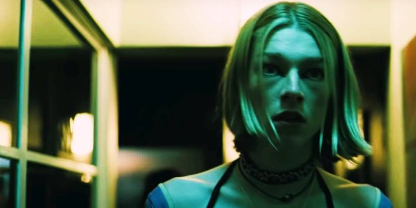 euphoria season 2 hunter schafer jules