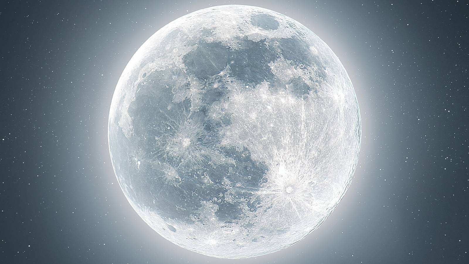 Feast Your Eyes On The First Full Moon Of 2022, The Wolf Moon