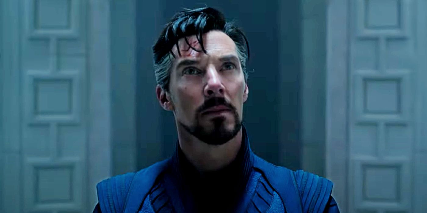 Benedict-Cumberbatch-as-Doctor-Strange-i