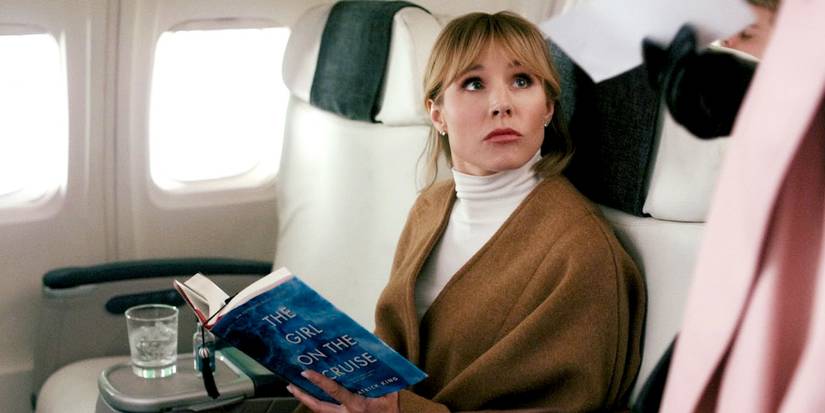 Anna on a plane in The Woman in the House Ending