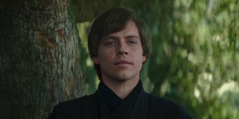 Luke Skywalker watching Grogu in Book of Boba Fett
