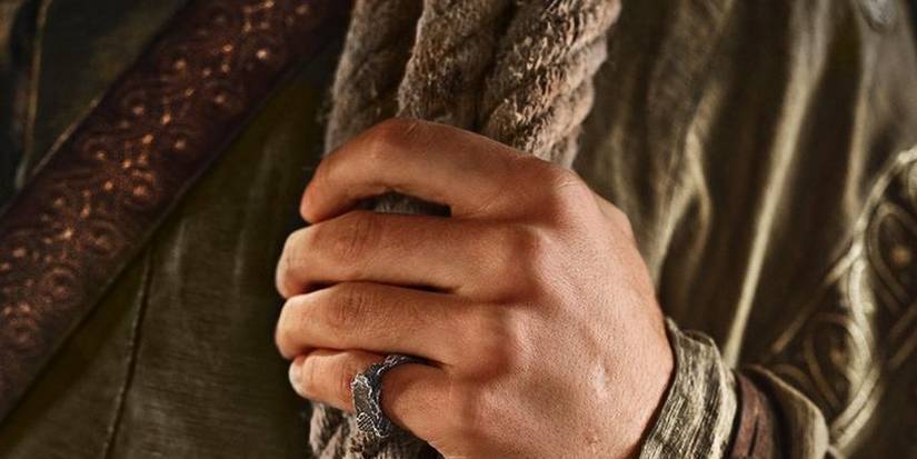 Every LOTR Race & Character Teased In Amazon's Rings Of Power Posters