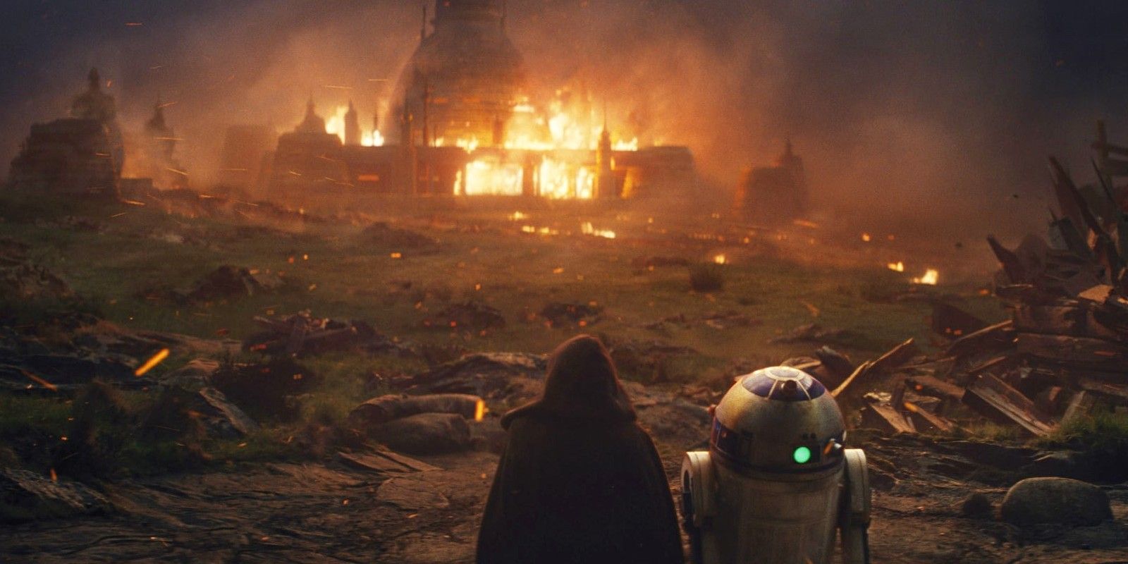 Star-Wars-the-Last-Jedi-burning-temple-Luke.jpg