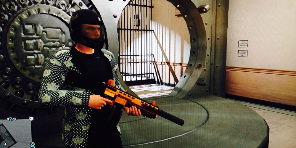 An image of a robber robbing a bank vault in GTA V