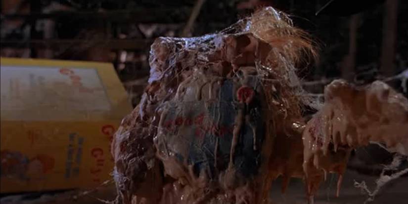 Chucky: Every Way He Dies (& Which Is The Most Gruesome)