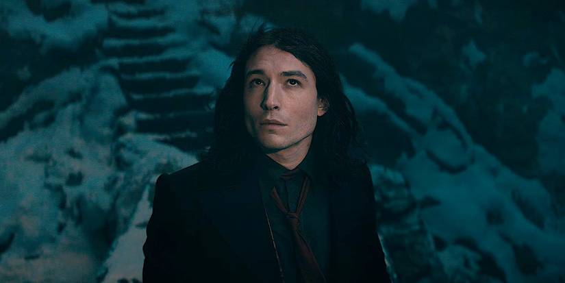 Credence looking up in Fantastic Beasts 3 Secrets of Dumbledore