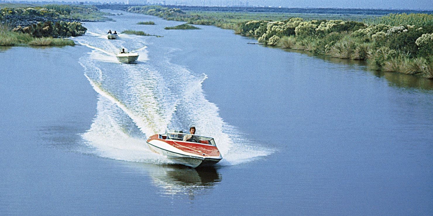 The Louisiana speedboat chase in Live and Let Die