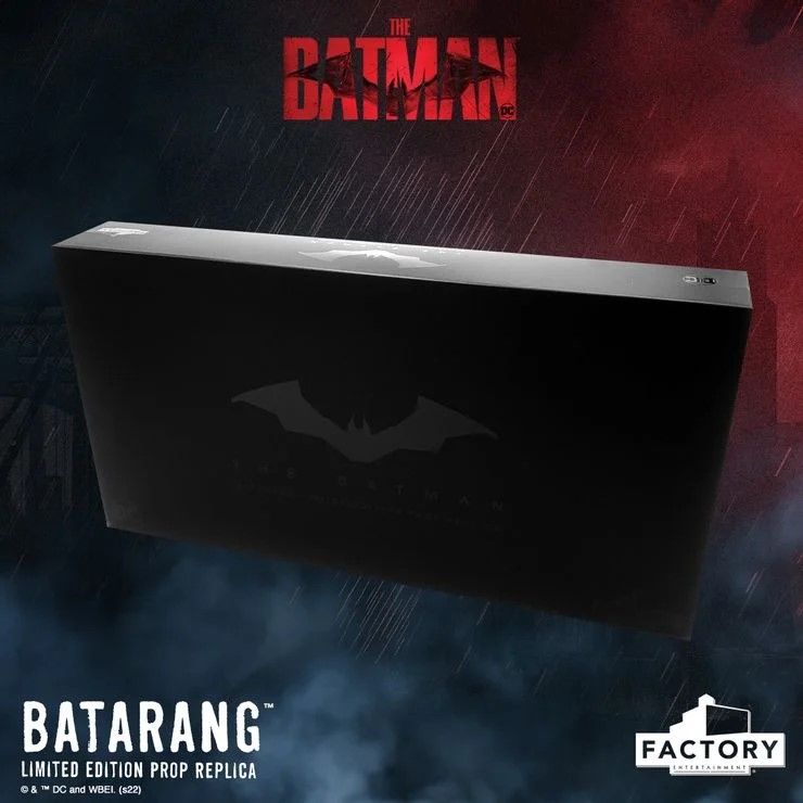the batman batarang replica 5