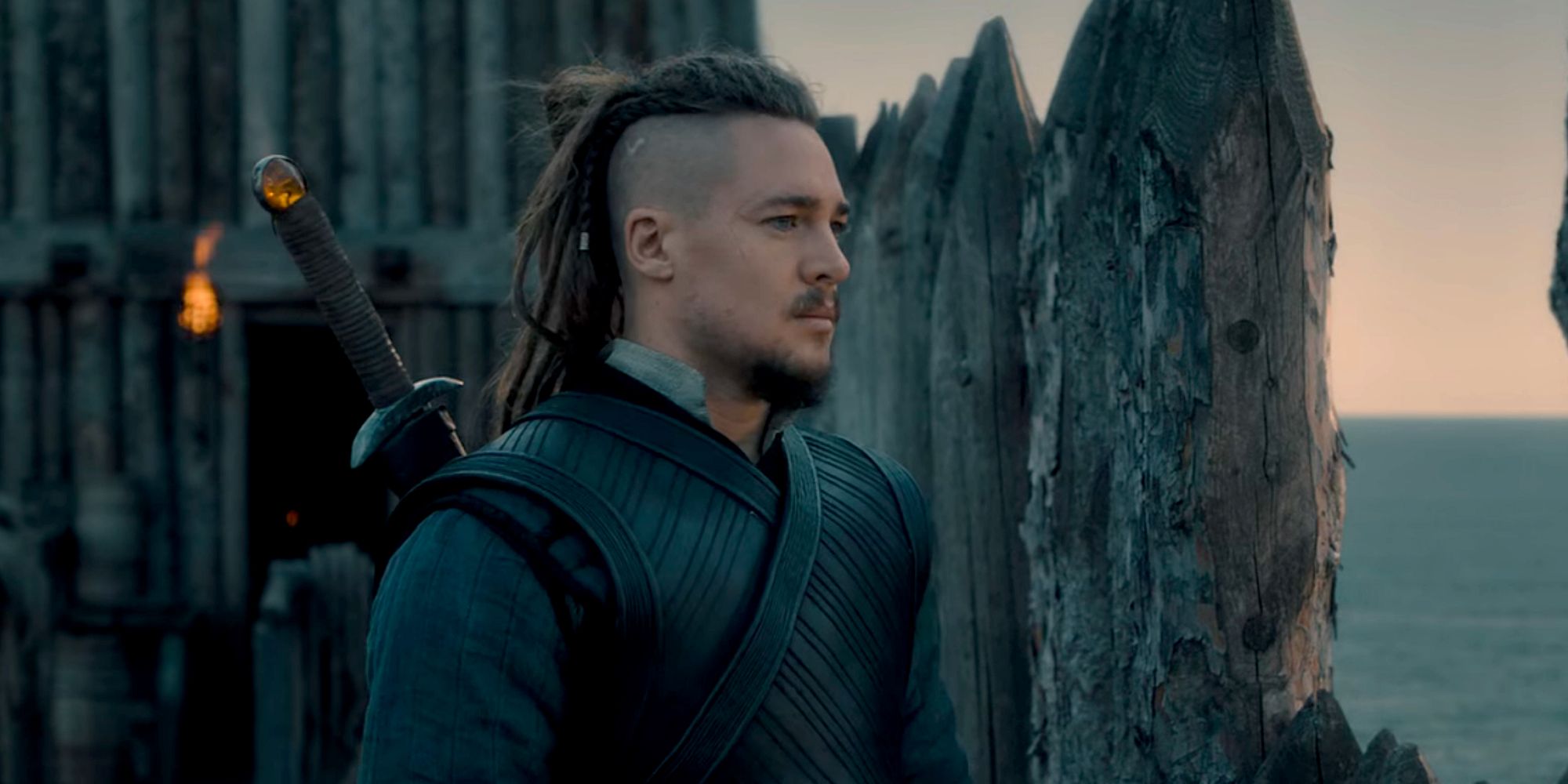 the last kingdom finale uhtred looking from bebbanburg