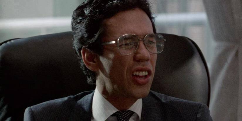 Sydney Bernstein (Gilbert Gottfried) looks confused in Beverly Hills Cop II.