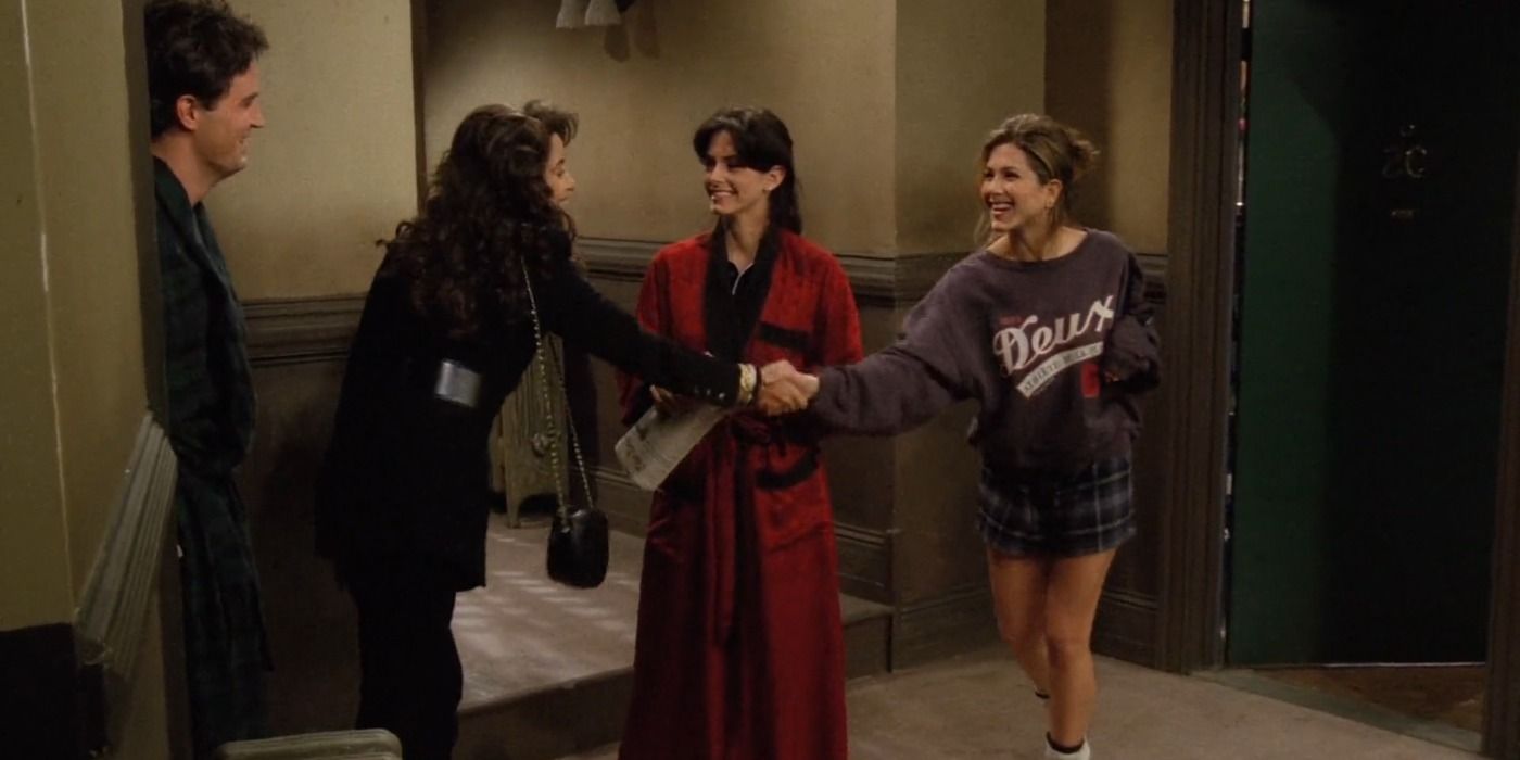 Chandler And Janice In The Hallway With Monica And Rachel In Friends