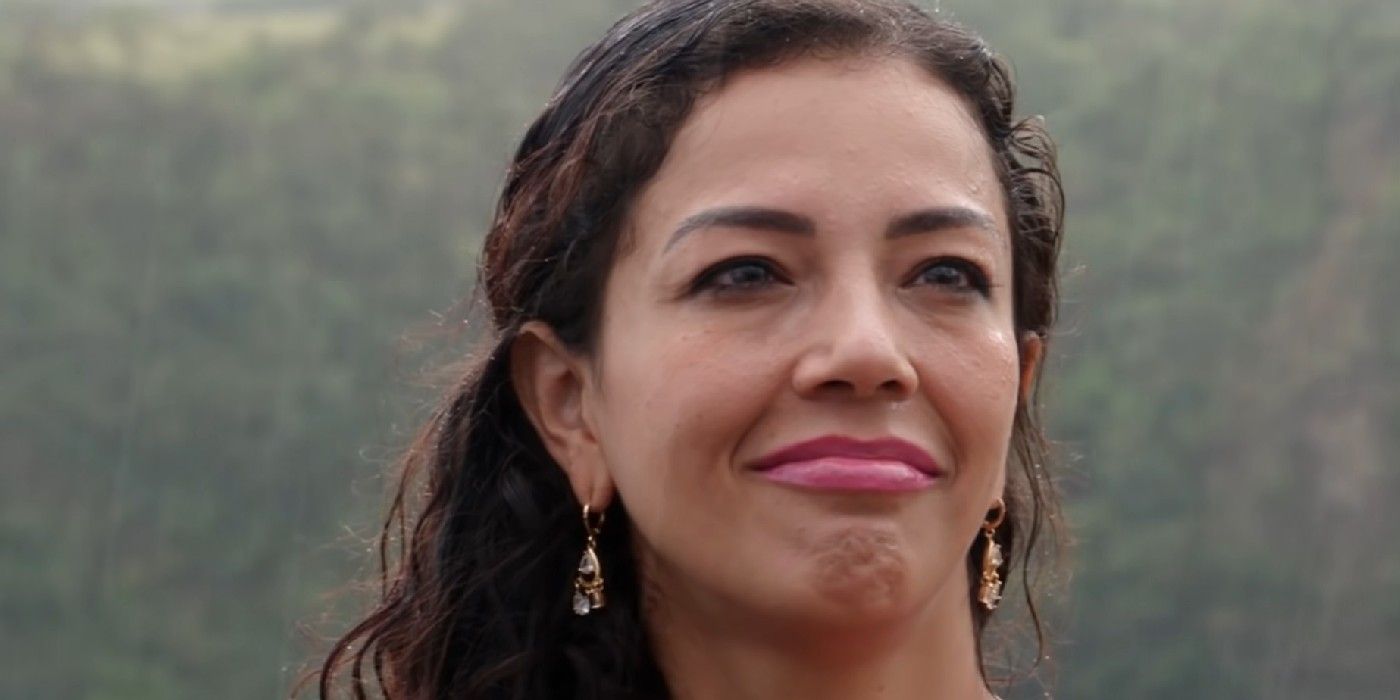Jasmine Pineda in 90 Day Fiance close-up of face smiling in the rain