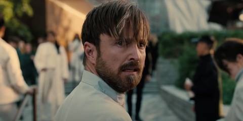 Westworld's Caleb Nichols (Aaron Paul) wearing white and looking terrified in season 4
